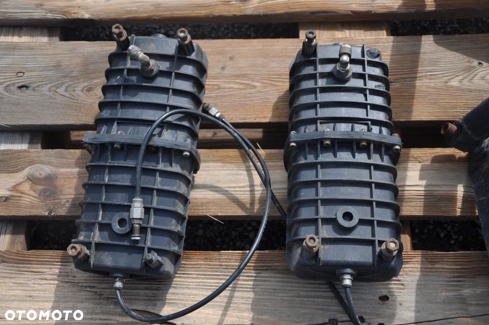 Amortyzacja kabiny poduszki pneumatyka Massey Ferguson 7480 6480 - 1