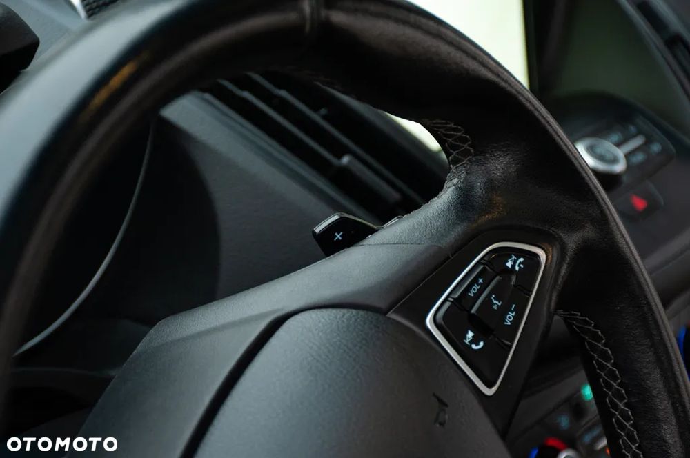 Ford Kuga 1.5 EcoBoost 4x4 Titanium - 13