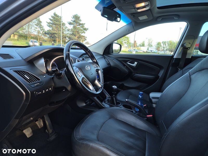 Hyundai ix35 2.0 CRDi 4WD Premium - 9