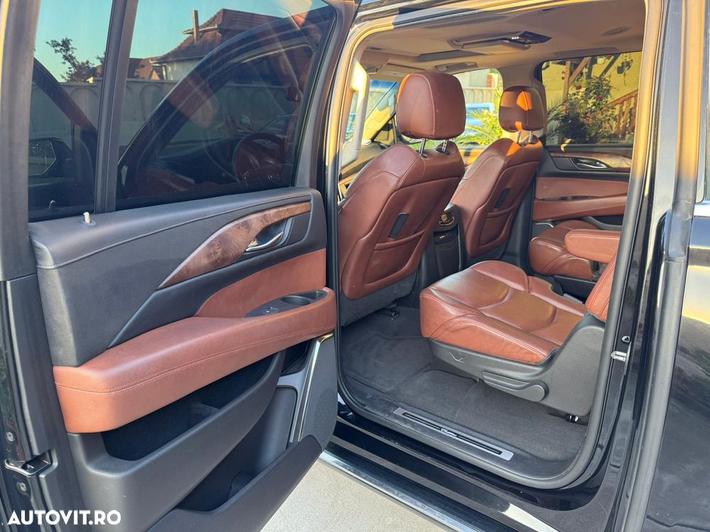 Cadillac Escalade - 10