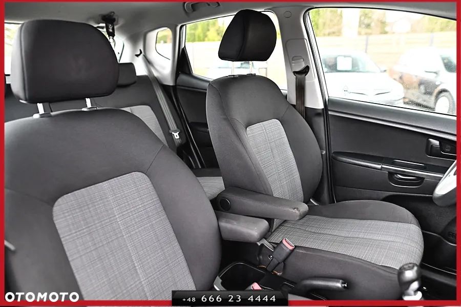 Kia Venga 1.4 CRDi 90 Attract - 22