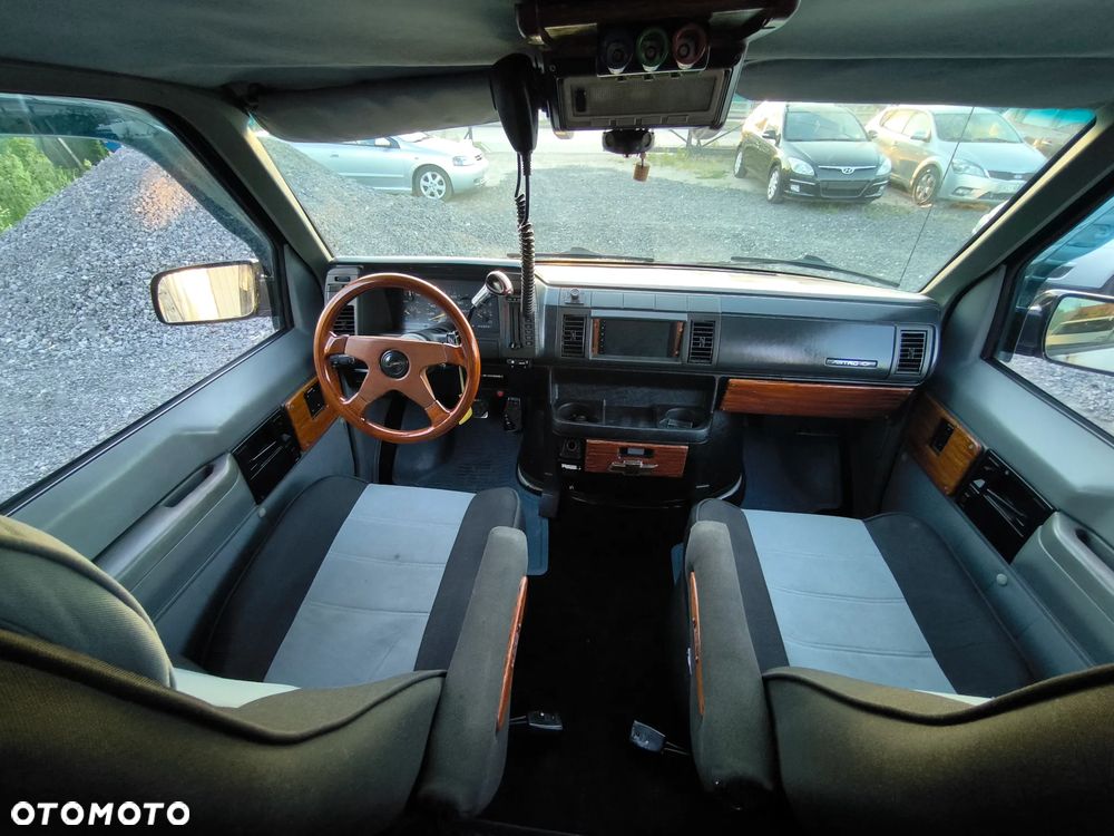 Chevrolet Astro - 14