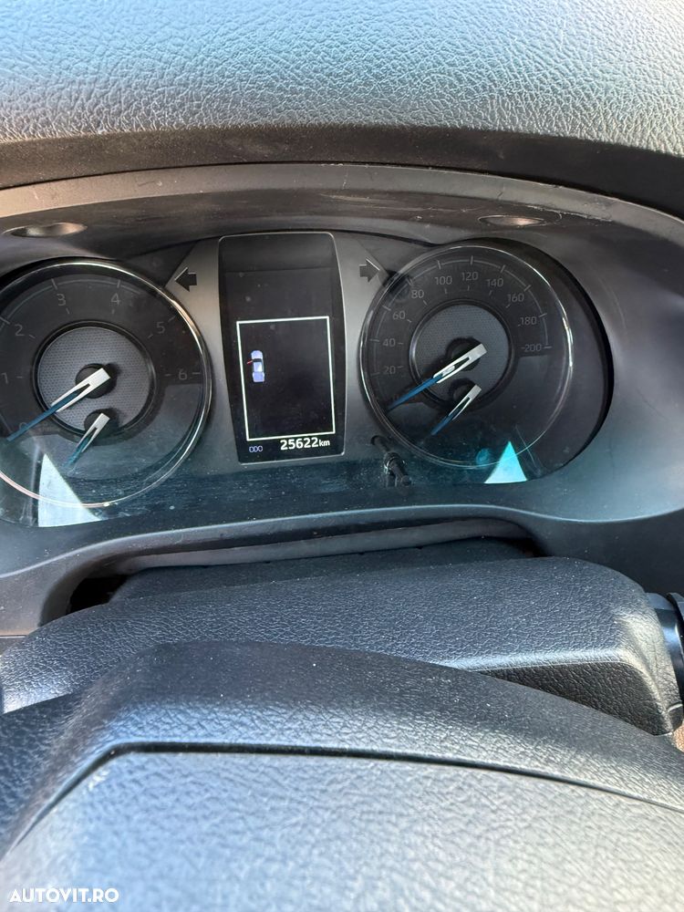 Toyota Hilux 2.8D 204CP 4x4 Double Cab AT Invincible Color Edition - 5