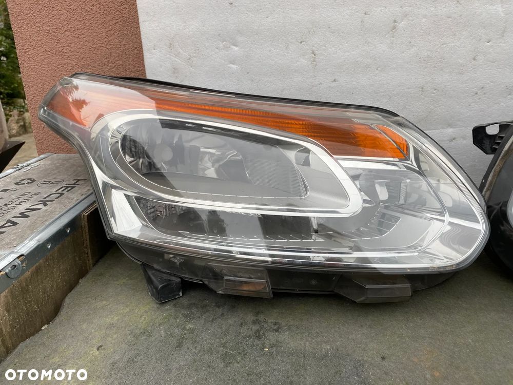 lampy c3 picasso eu komplet całe - 5