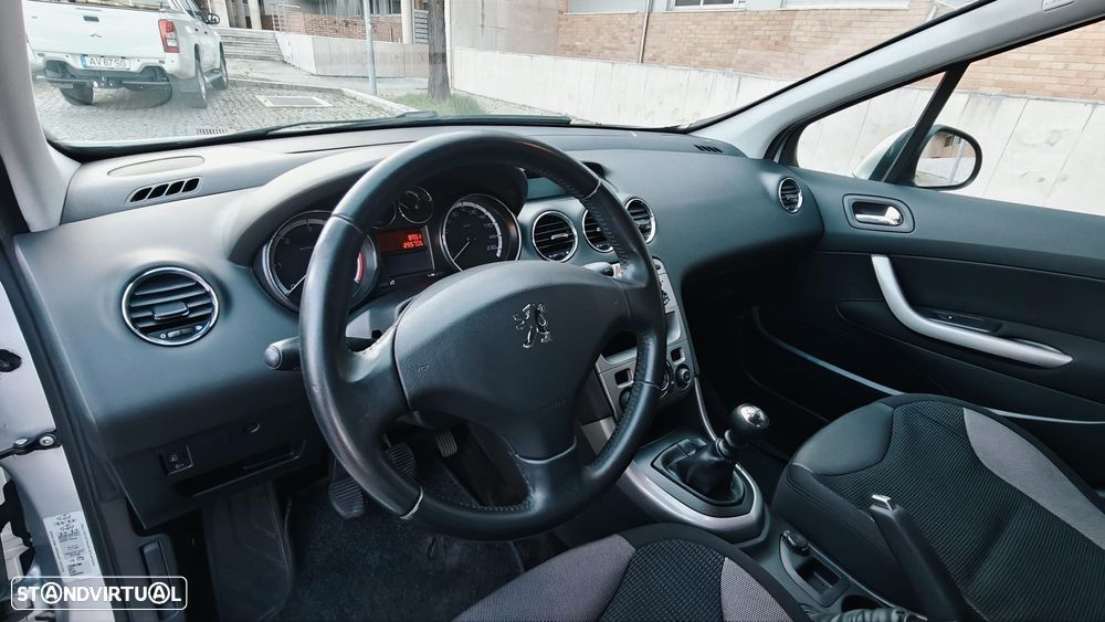 Peugeot 308 1.6 HDi Executive - 7