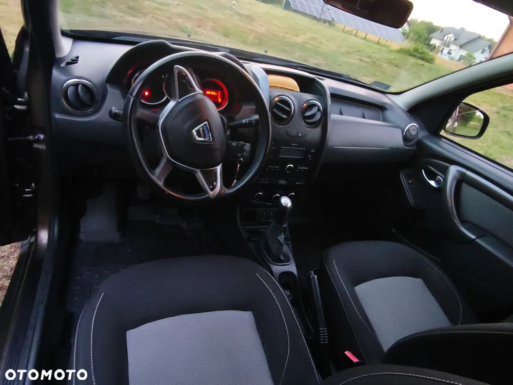 Dacia Duster 1.6 SCe Laureate S&S - 3