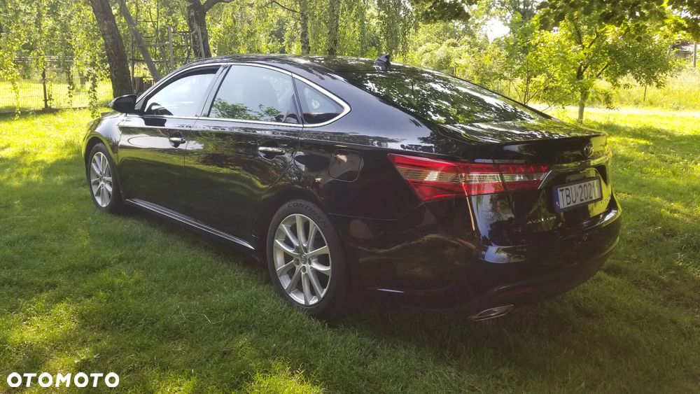 Toyota Avalon 3.5 Limited - 23