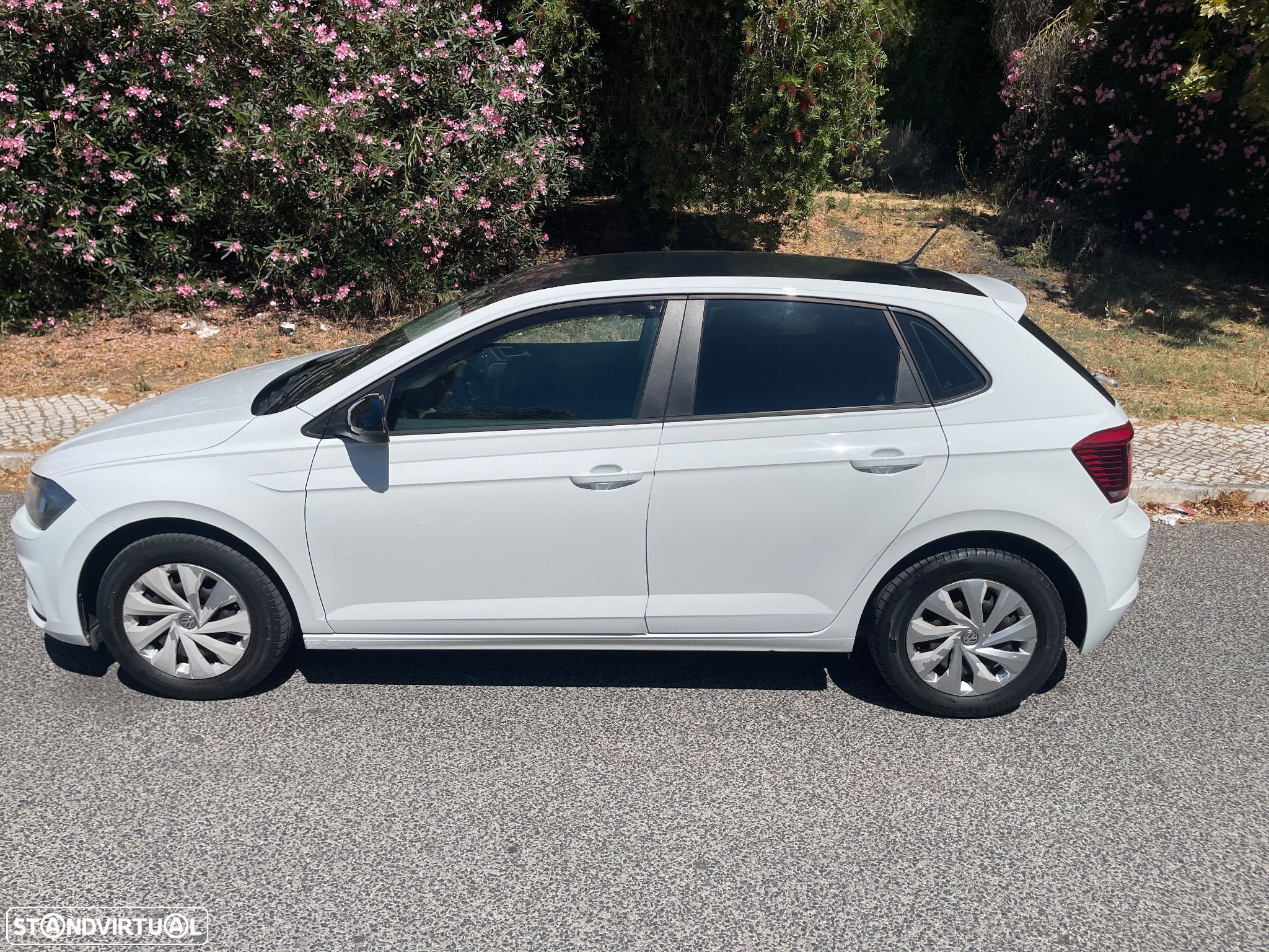 VW Polo 1.0 Confortline - 1