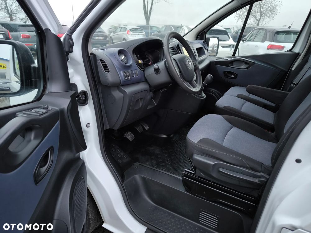 Opel Vivaro - 14