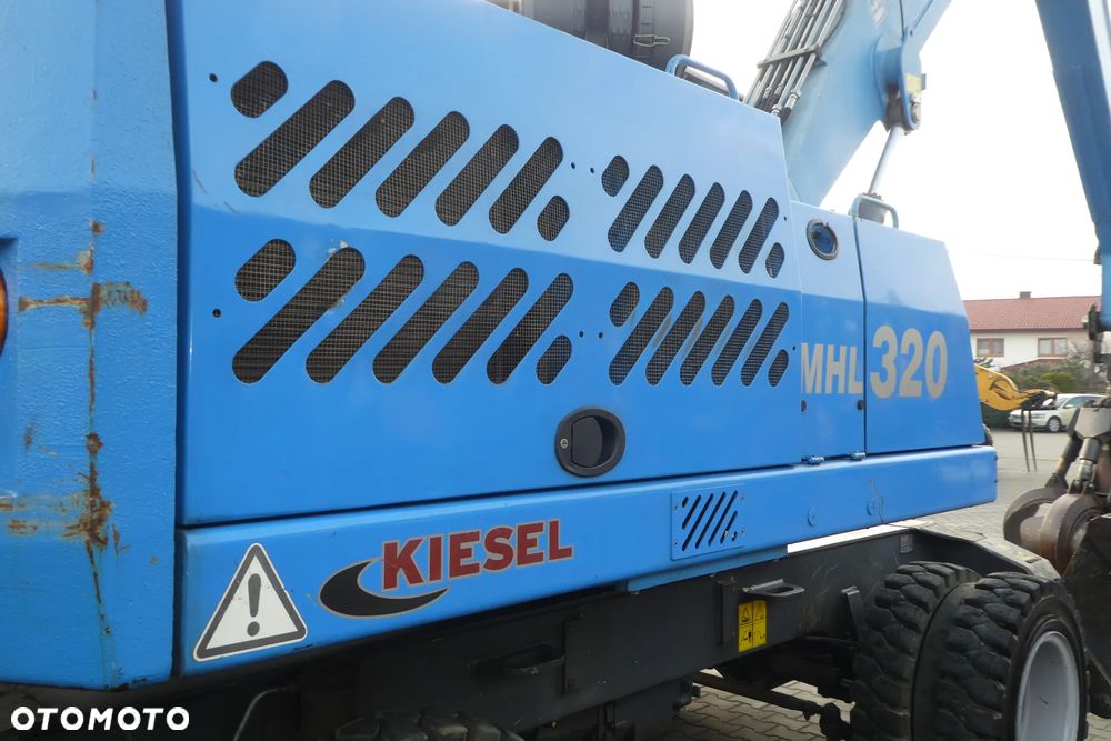 Fuchs MHL 320 Z NIEMIEC PRZEŁADUNKOWY - 33