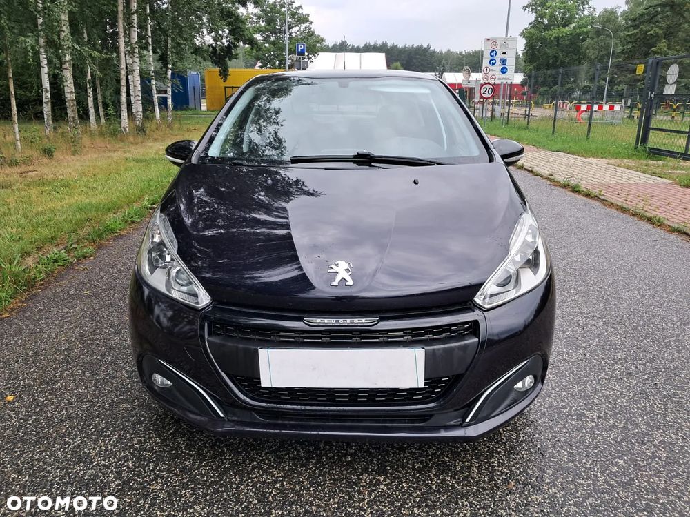 Peugeot 208 - 2