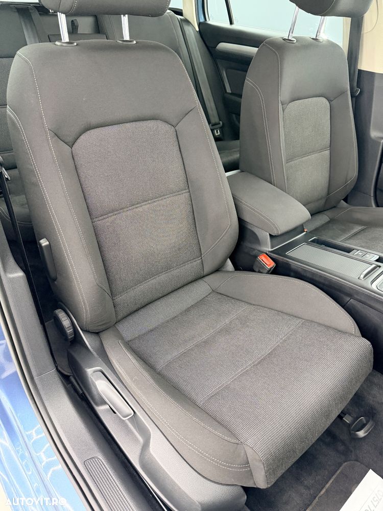 Volkswagen Passat Variant 1.6 TDI SCR DSG Business - 17