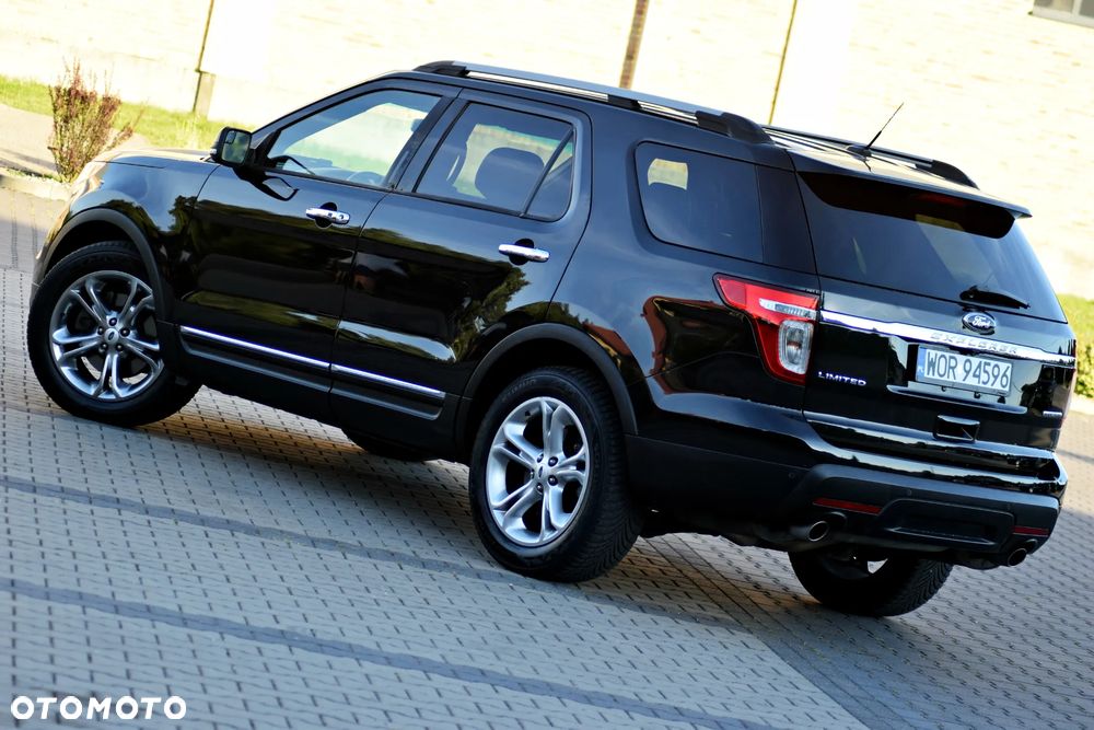 Ford Explorer - 22