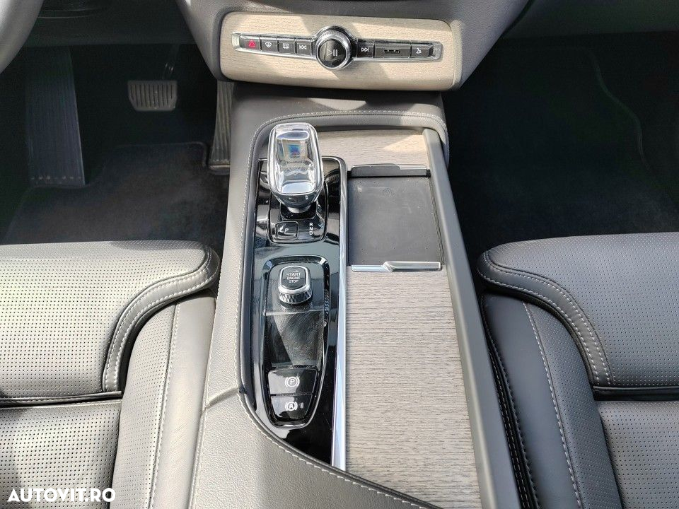 Volvo XC 90 Recharge T8 AWD Ultimate Bright - 27
