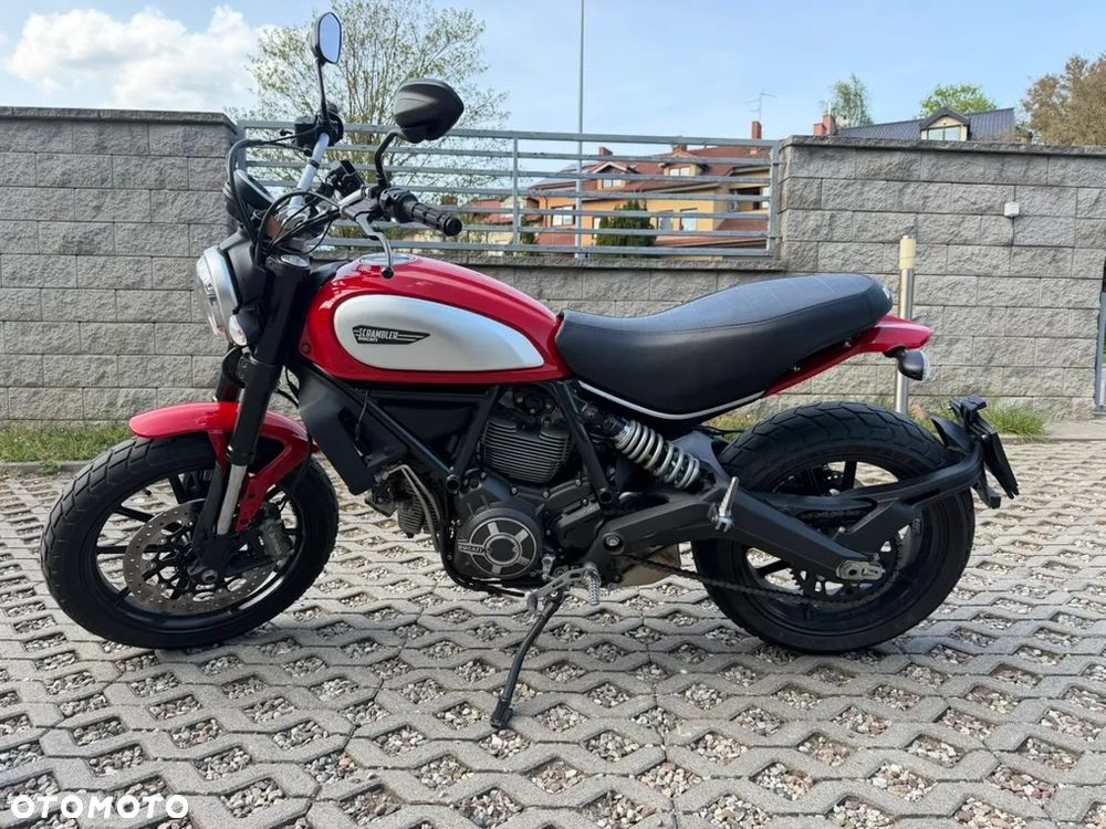 Ducati Scrambler - 1