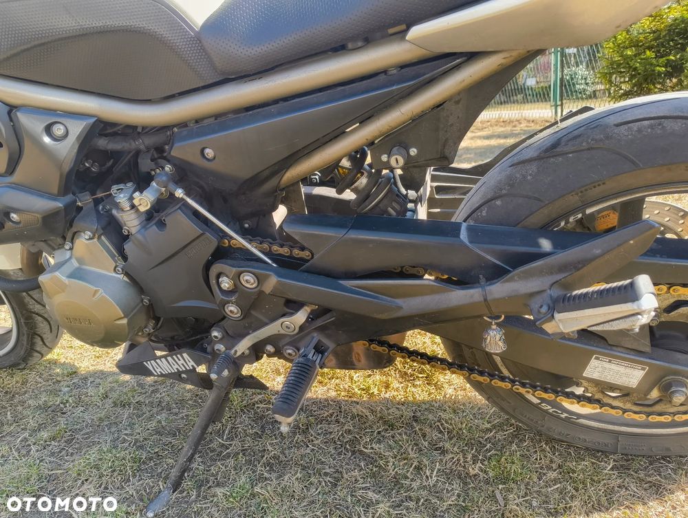 Yamaha XJ - 6
