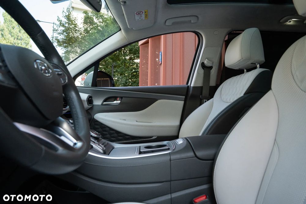 Hyundai Santa Fe 1.6 T-GDI HEV Platinum 4WD - 39