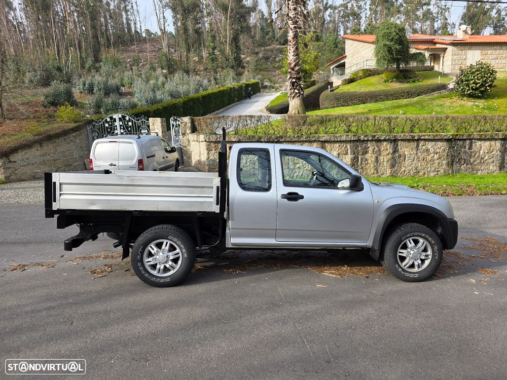 Isuzu D-Max 2.5 DTi CL 4WD L4 CM - 1