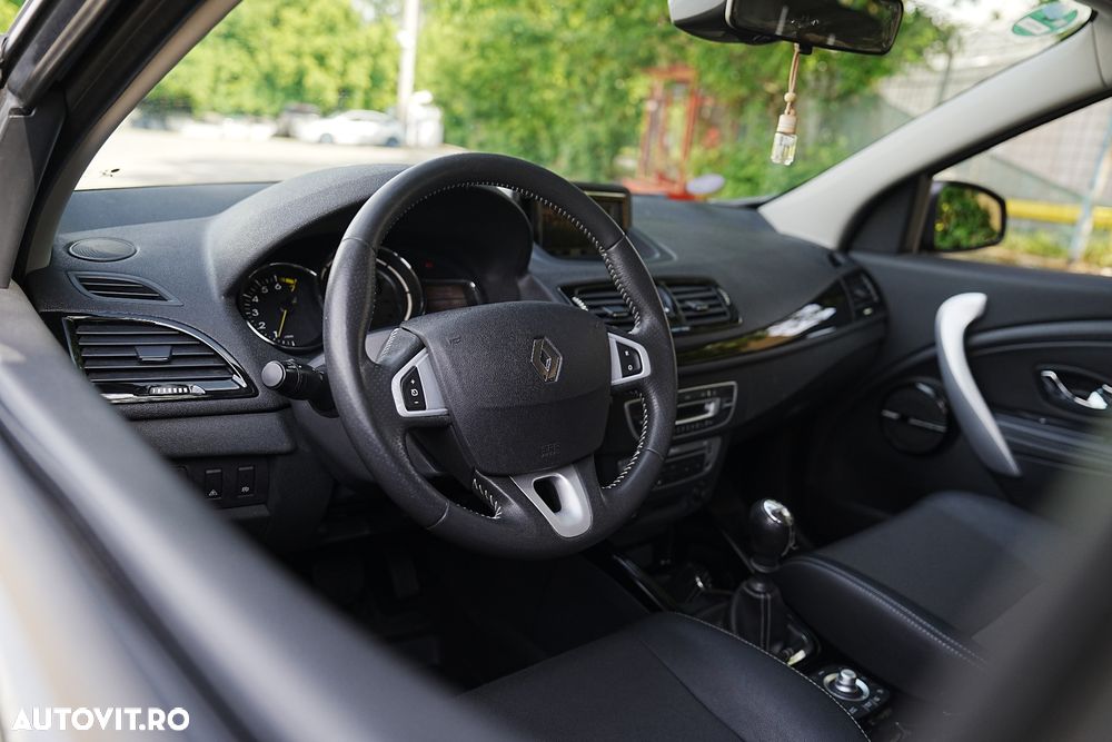 Renault Megane ENERGY TCe 130 Start & Stop Bose Edition - 10