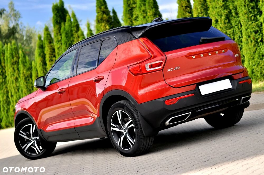 Volvo XC 40 T3 R-Design - 11