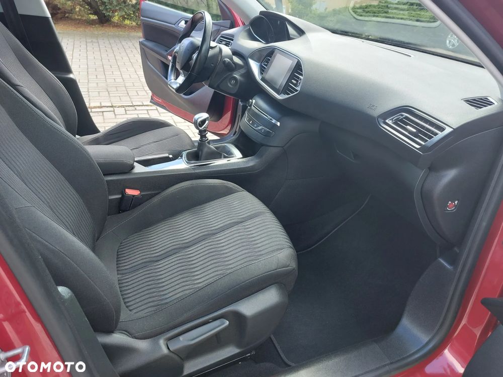 Peugeot 308 - 13