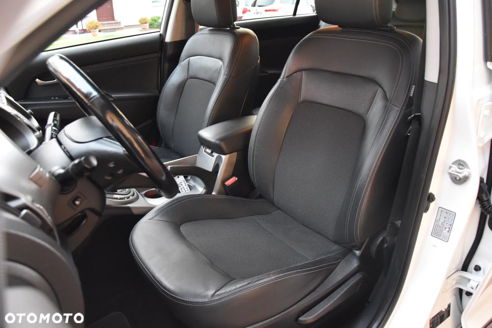 Kia Sportage 2.0 GDI 2WD Spirit - 29