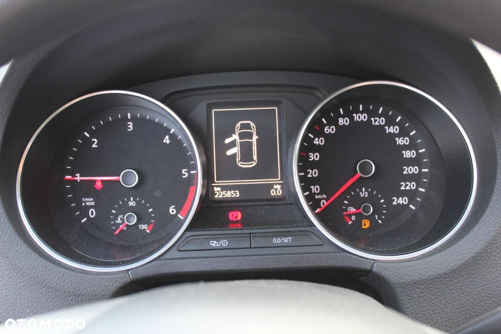 Volkswagen Polo 1.4 TDI (Blue Motion Technology) Comfortline - 10