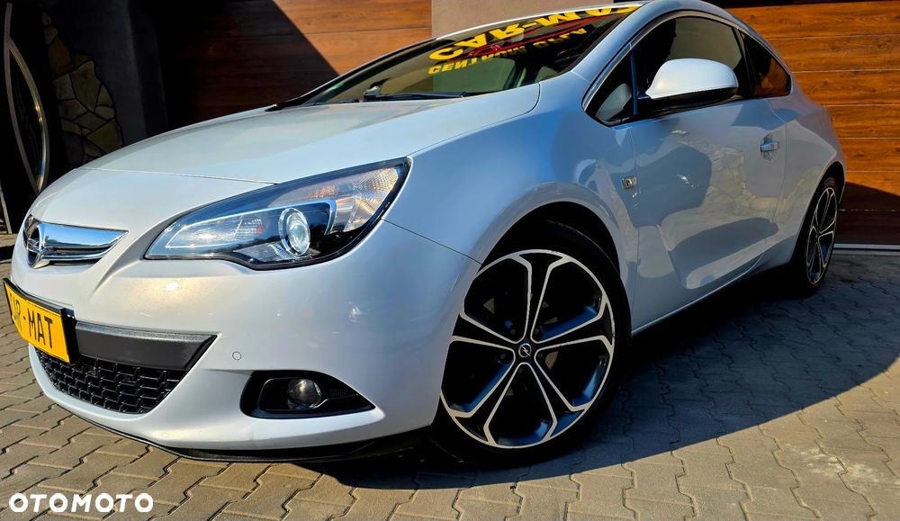 Opel Astra GTC 1.4 Turbo Innovation - 3