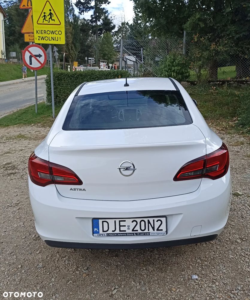 Opel Astra 1.6 EU6 - 5