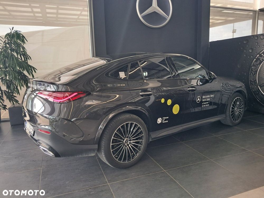 Mercedes-Benz GLC - 21