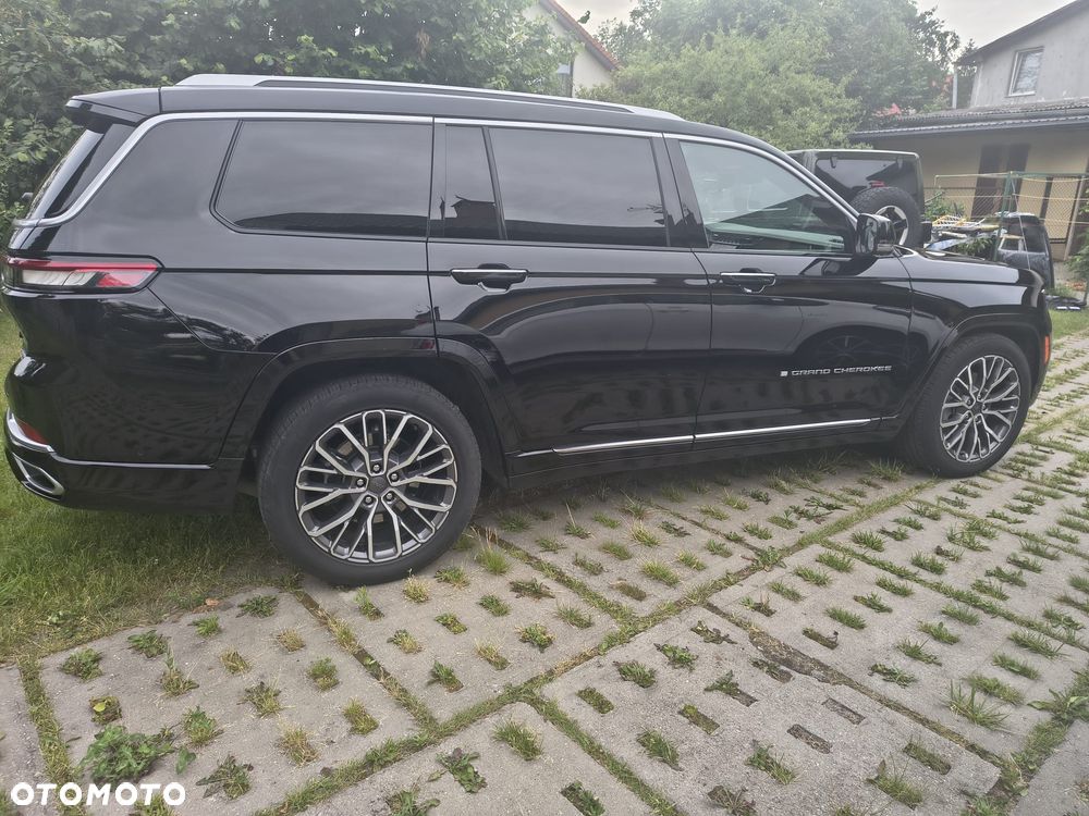 Jeep Grand Cherokee 5.7 V8 Summit - 3