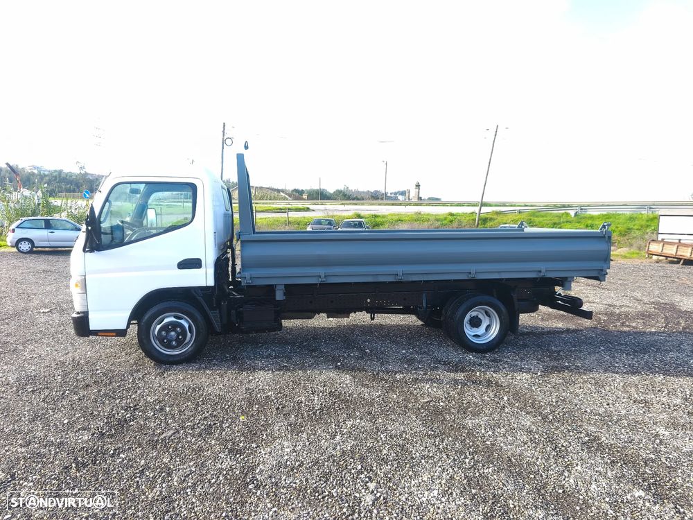 Mitsubishi Fuso - 4
