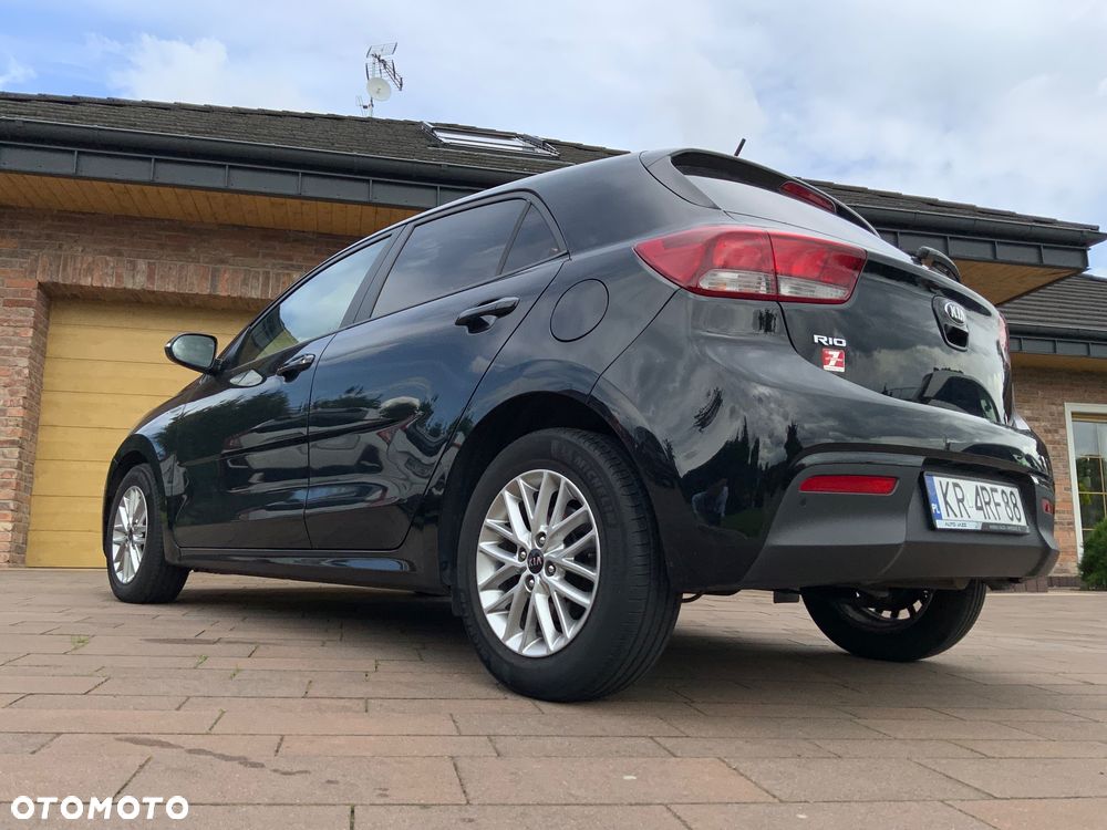 Kia Rio 1.0 T-GDI L Business Line DCT - 17