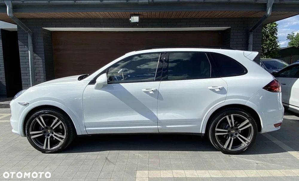 Porsche Cayenne Diesel Platinum Edition - 5