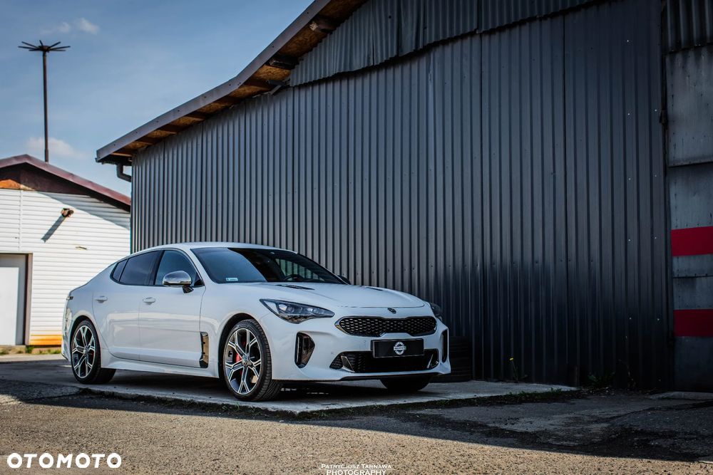 Kia Stinger 3.3 T-GDI V6 GT AWD - 3