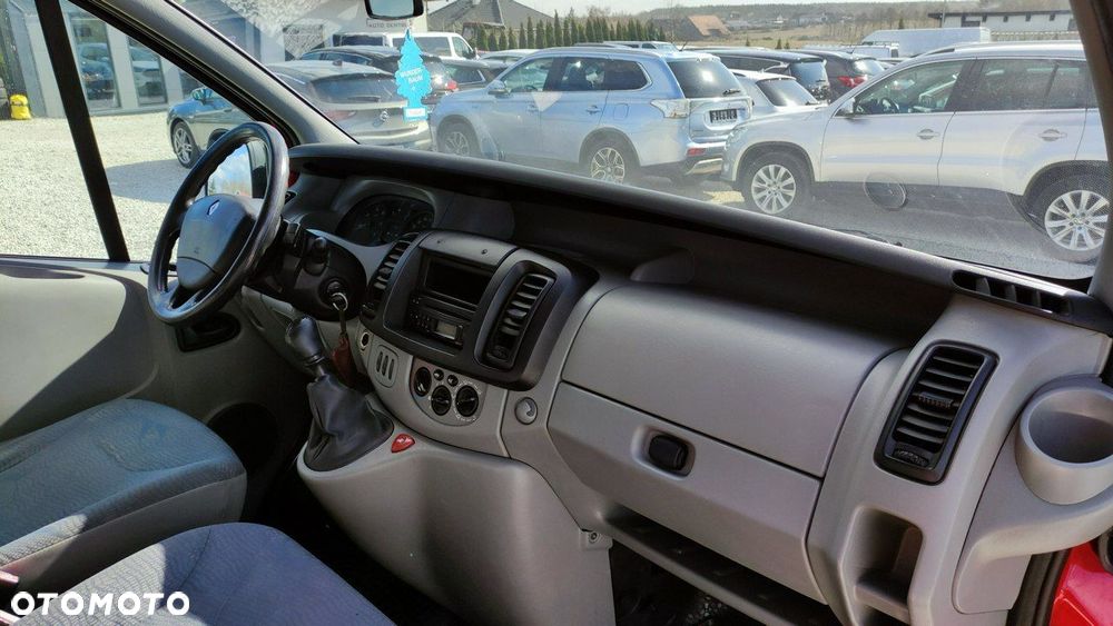 Renault Trafic - 22