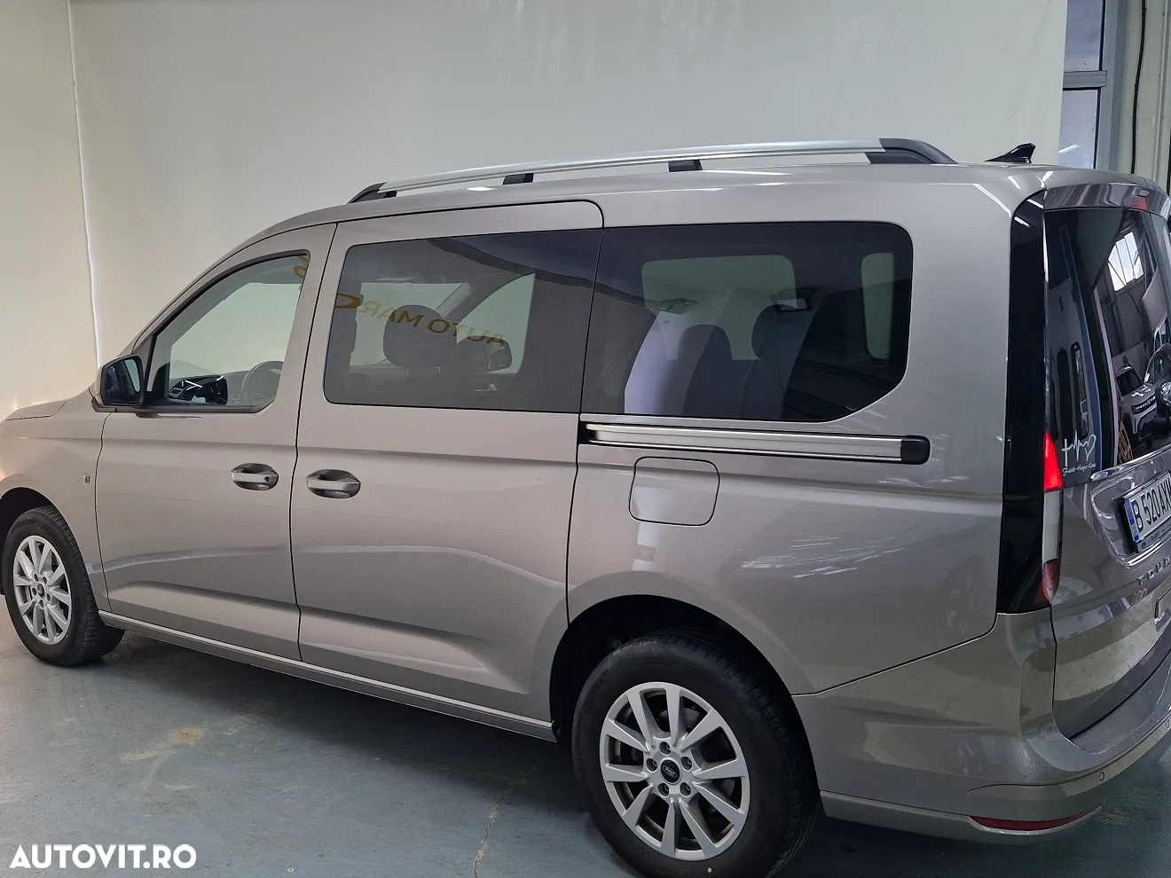 Ford Tourneo Connect 2.0L EcoBlue AWD LWB Titanium - 17
