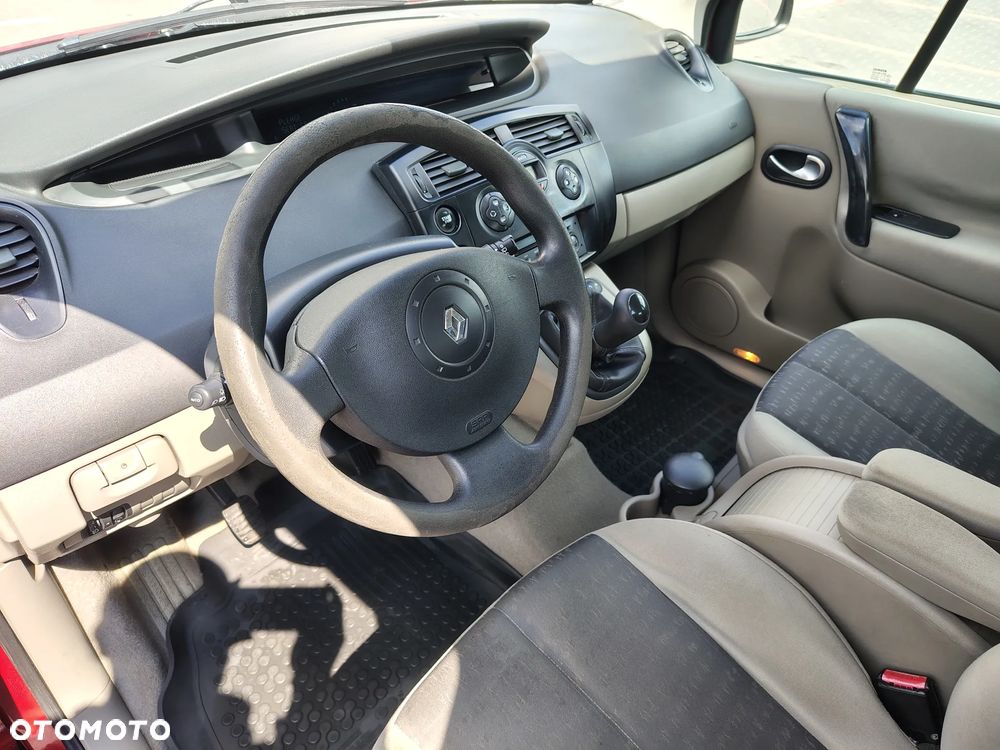 Renault Scenic 1.6 16V Authentique - 4