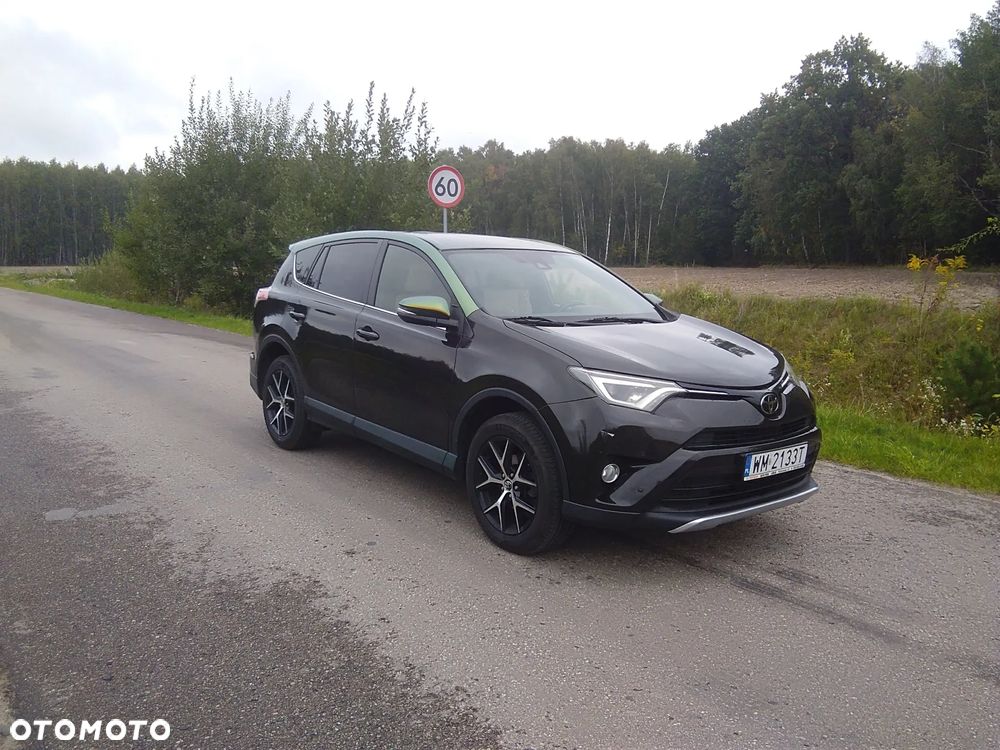 Toyota RAV4 2.0 D-4D Prestige 4x2 - 2