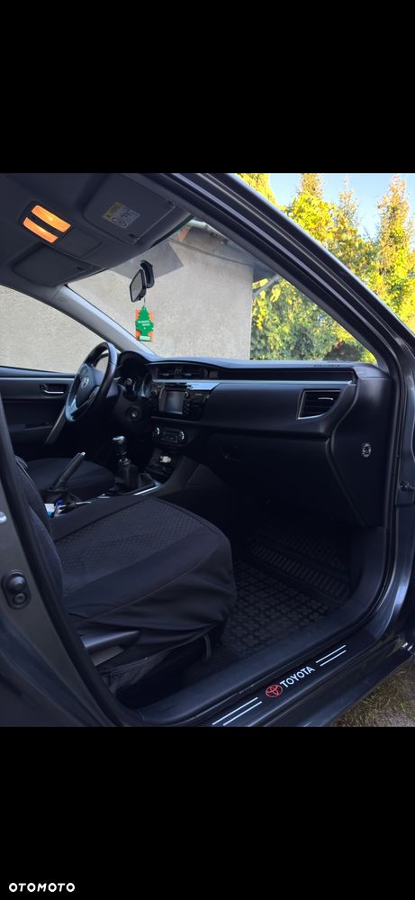 Toyota Corolla 1.33 Active - 12