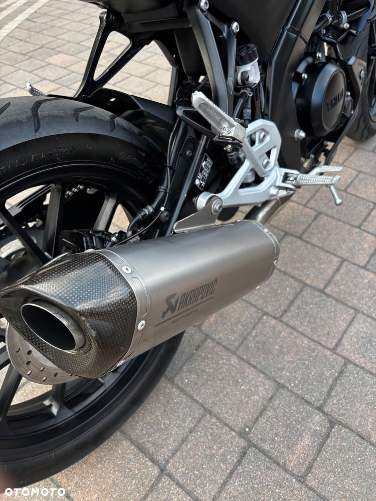 Yamaha MT - 12