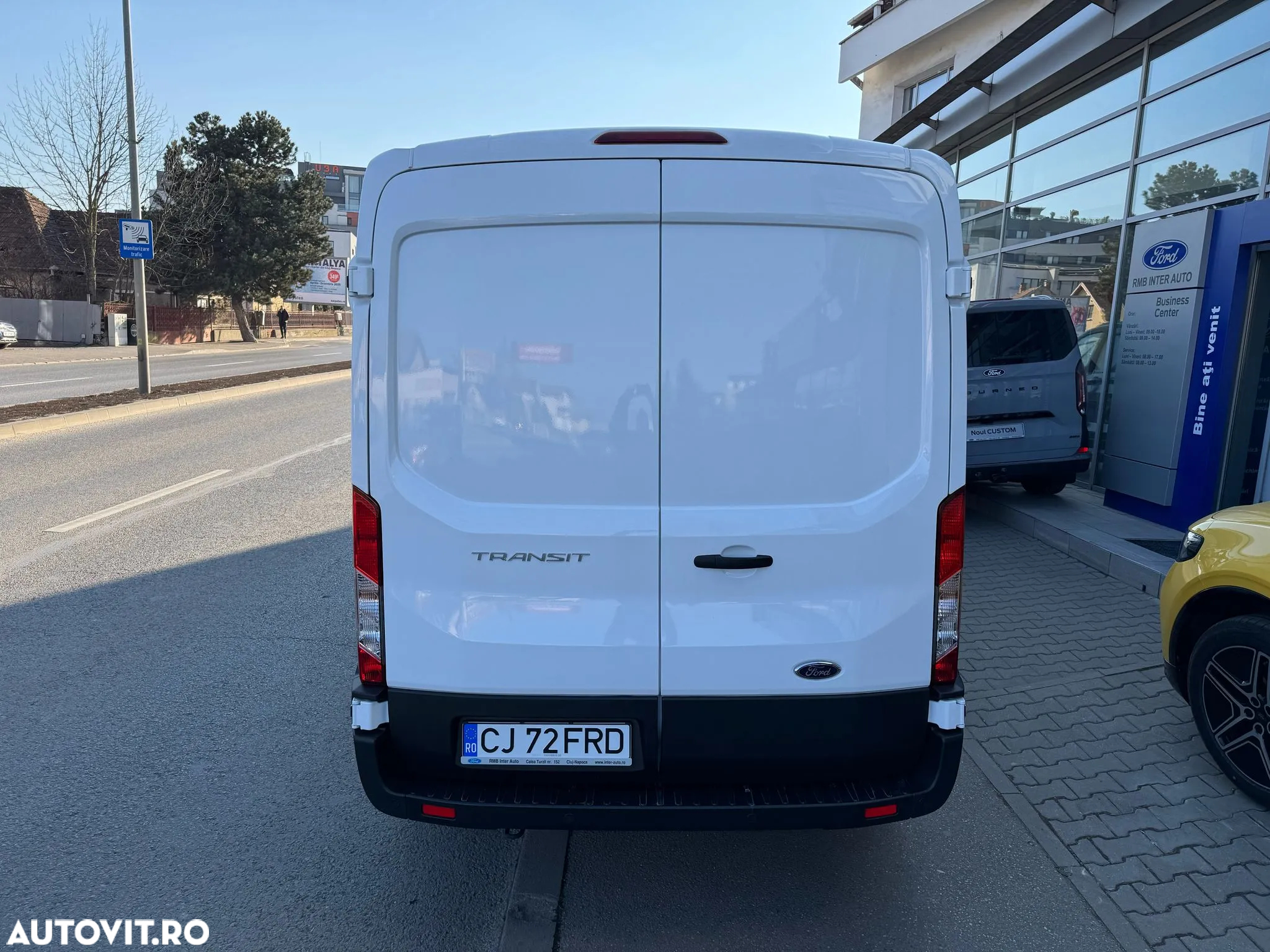 Ford TRANSIT VAN - 10