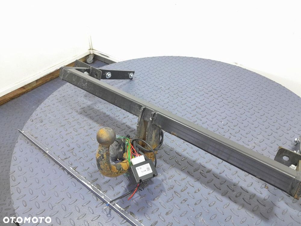 MERCEDES A W169 HAK HOLOWNICZY DO PRZYCZEPY 7 PIN - 4
