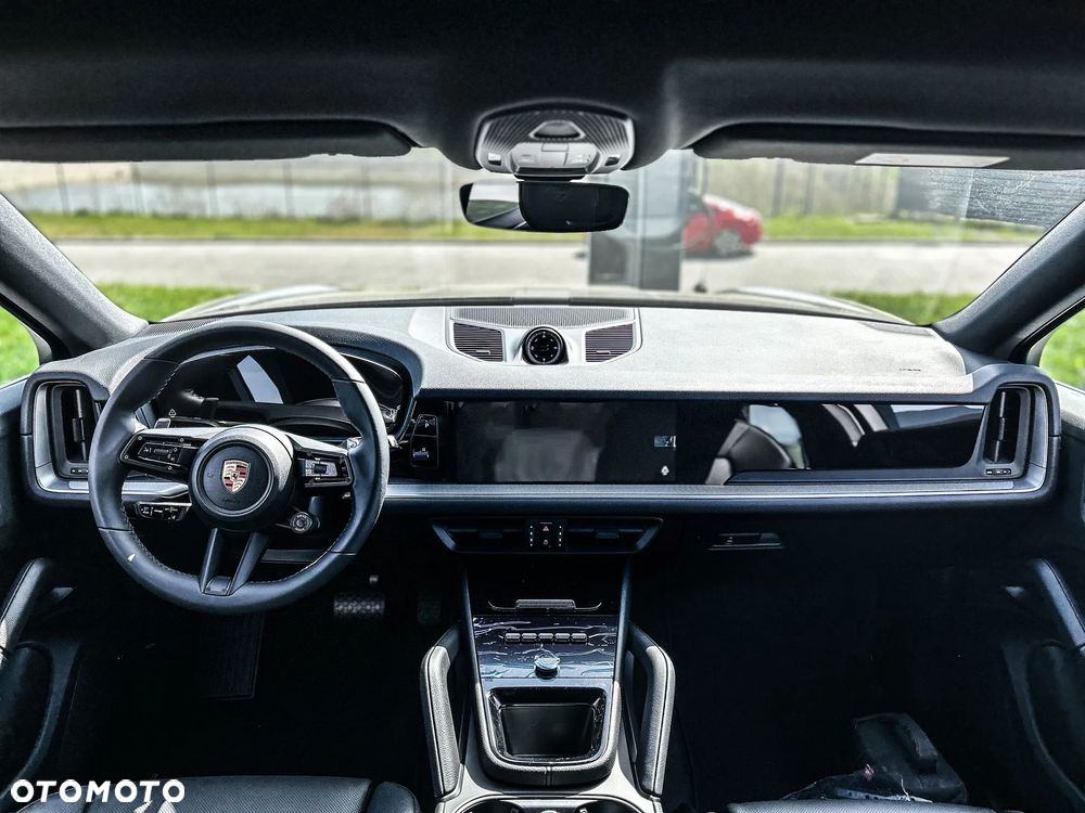 Porsche Cayenne E-Hybrid PHEV - 9