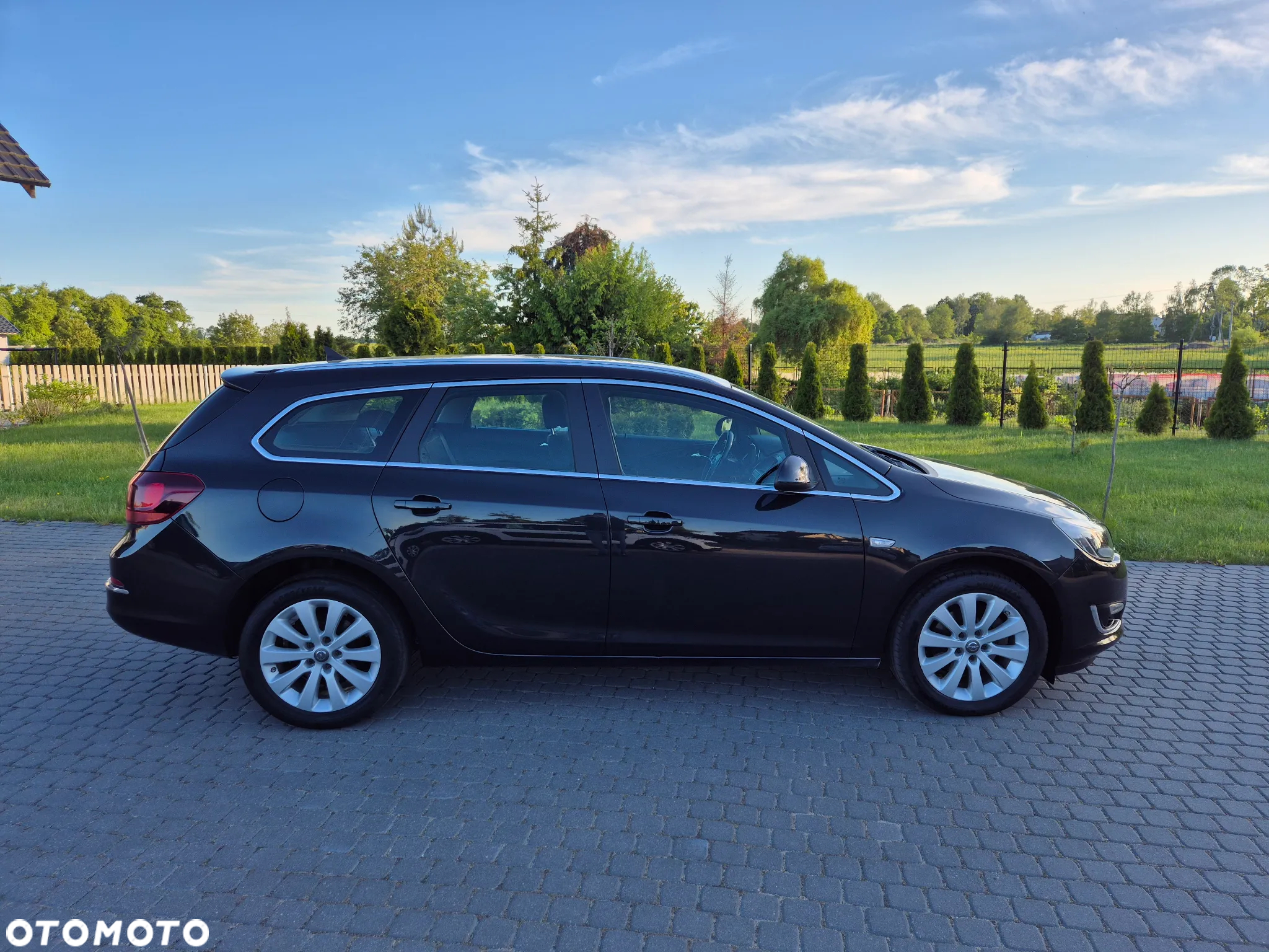 Opel Astra 1.6 D (CDTI) Start/Stop Sports Tourer Dynamic - 24