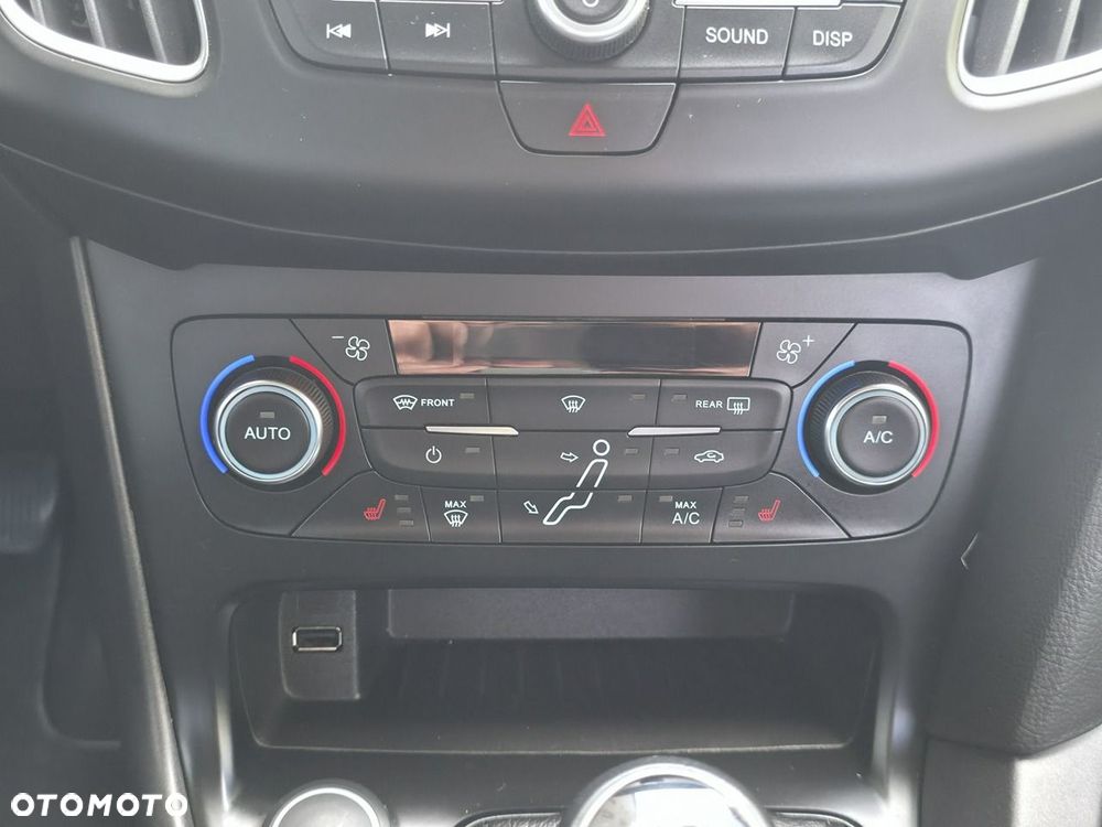 Ford Focus - 18