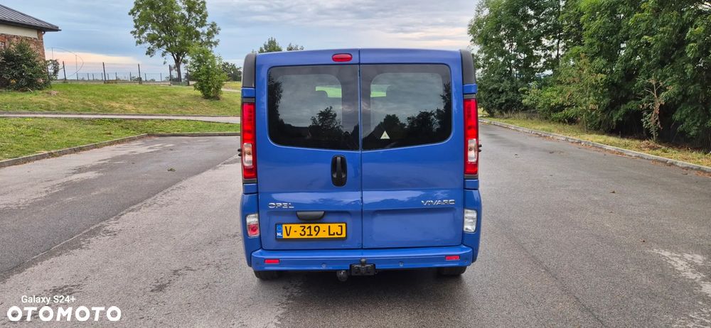 Opel Vivaro - 17