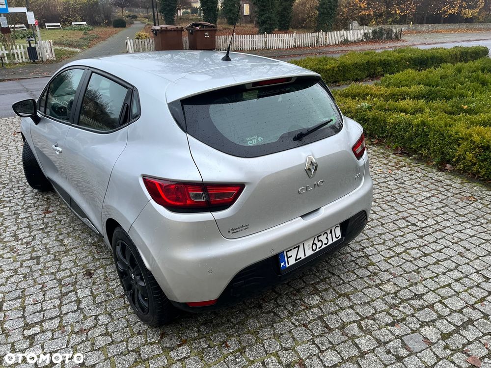 Renault Clio 1.5 dCi Authentique - 11