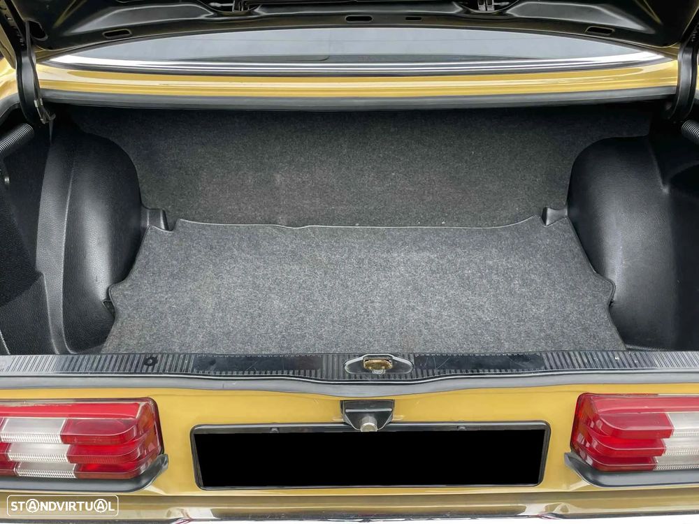 Mercedes-Benz E 200 - 26