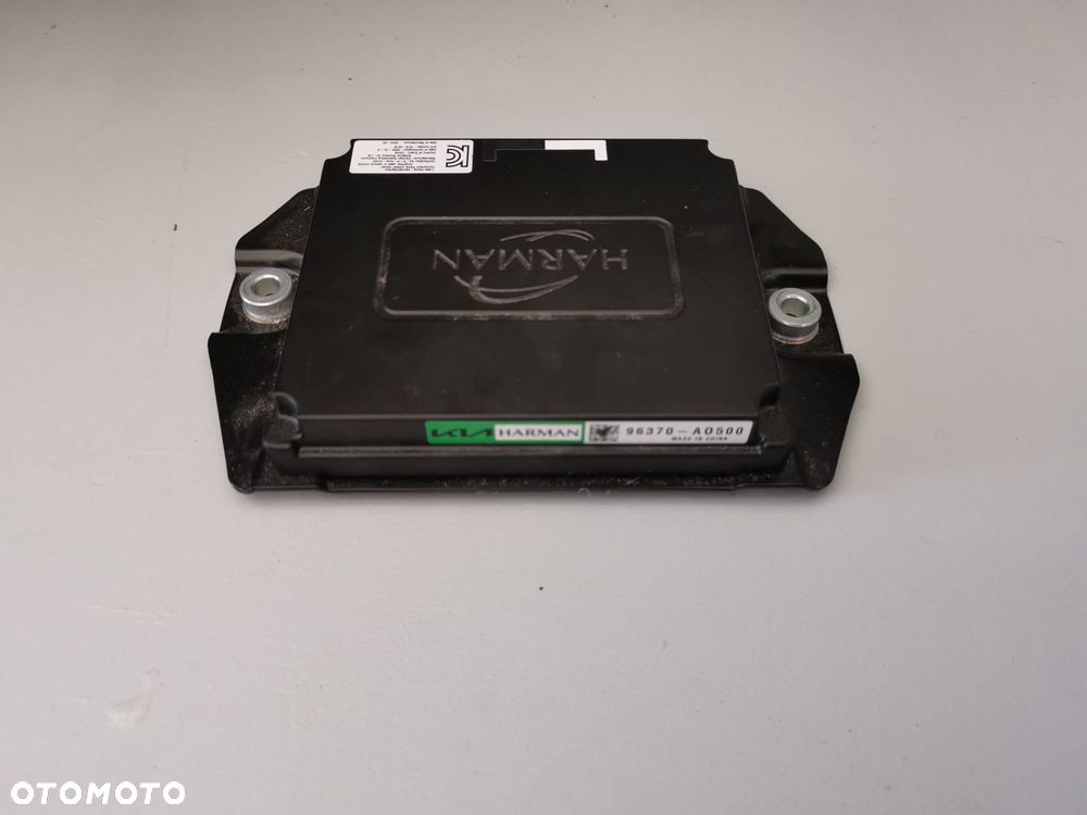 KIA NIRO II 22- WZMACNIACZ HARMAN 96370-A0500 - 4
